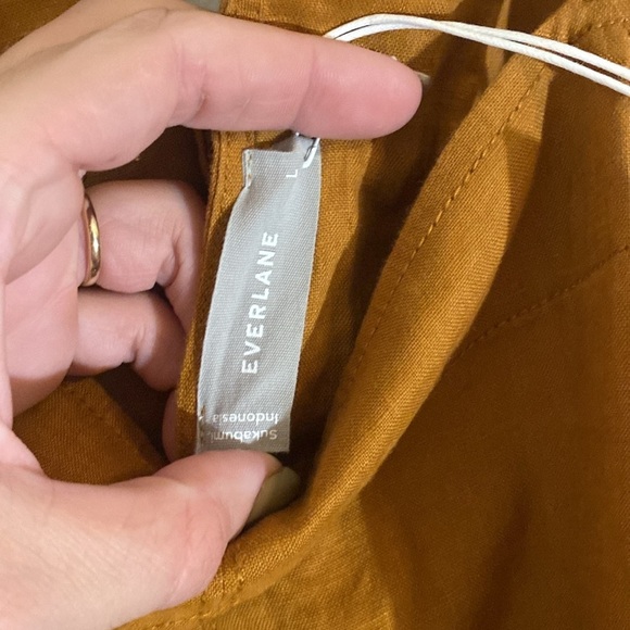 NWT Everlane 100% Linen The Apron Dress Mustard Spice size Large - Picture 10 of 10